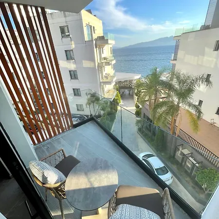 Andon Lapa & Hotel Sarande